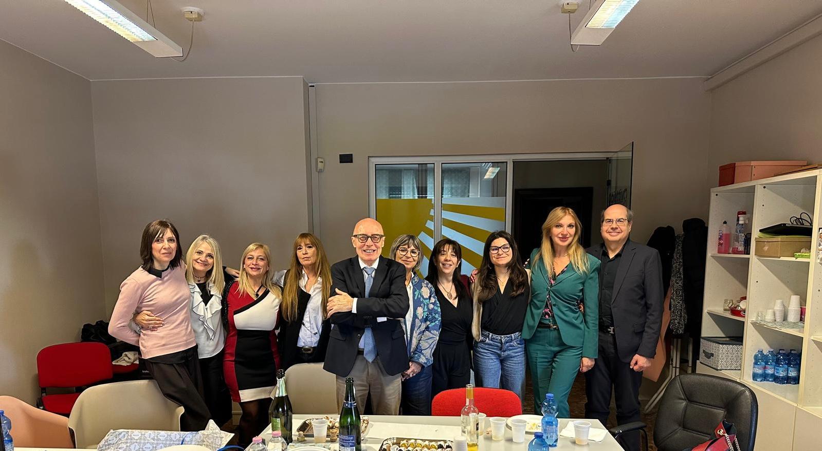 Benedetto Crivillaro con lo staff di Obiettivo Incontro Benedetto Crivillaro con lo staff di Obiettivo Incontro